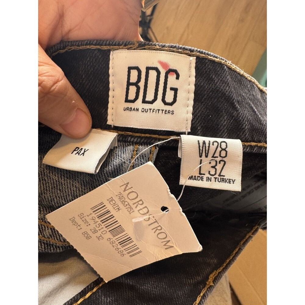 BDG Urban Outfitters Pax Two-Tone Jeans W28 L32 Blue Black Denim NWT - Picture 14 of 16